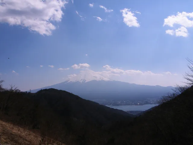 天下茶屋から見る富士山