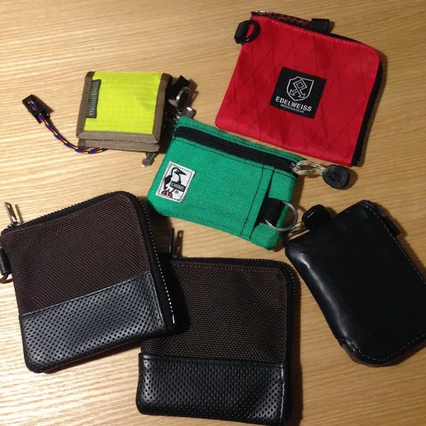 ミニマリストな感じの小型財布6つ