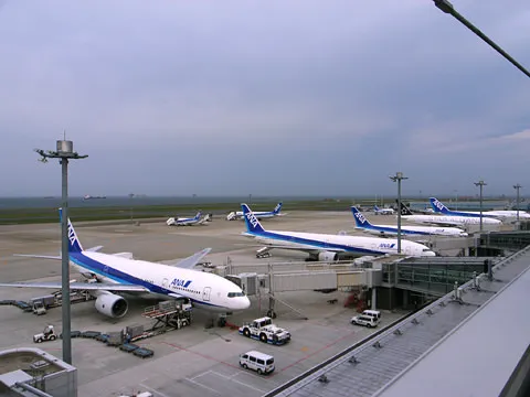 羽田空港の展望デッキから