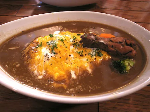 ヨーロピアンカフェ グータン(Gout Temps)のオムスープカレー