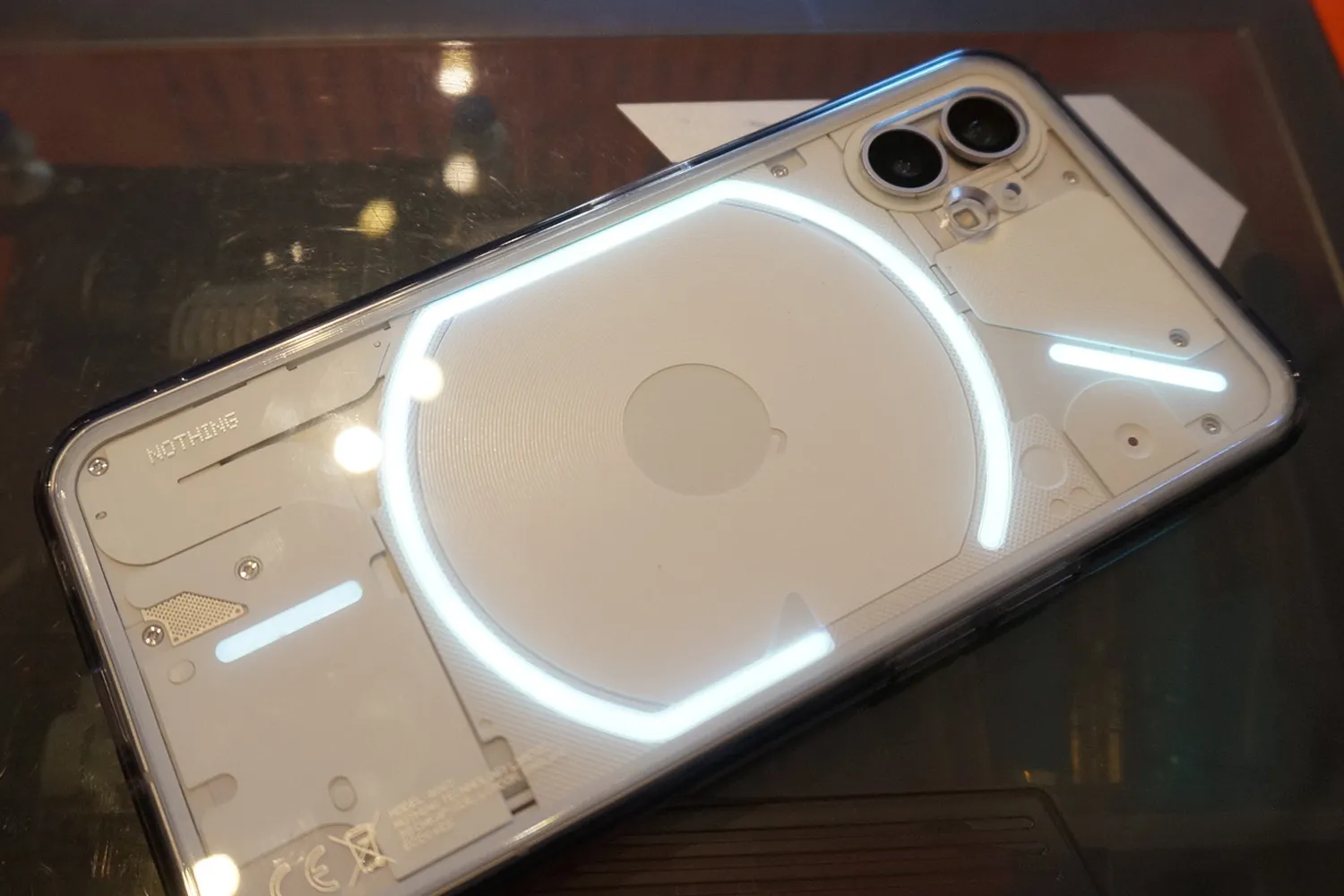 Nothing Phone(1) の Glyph Interface