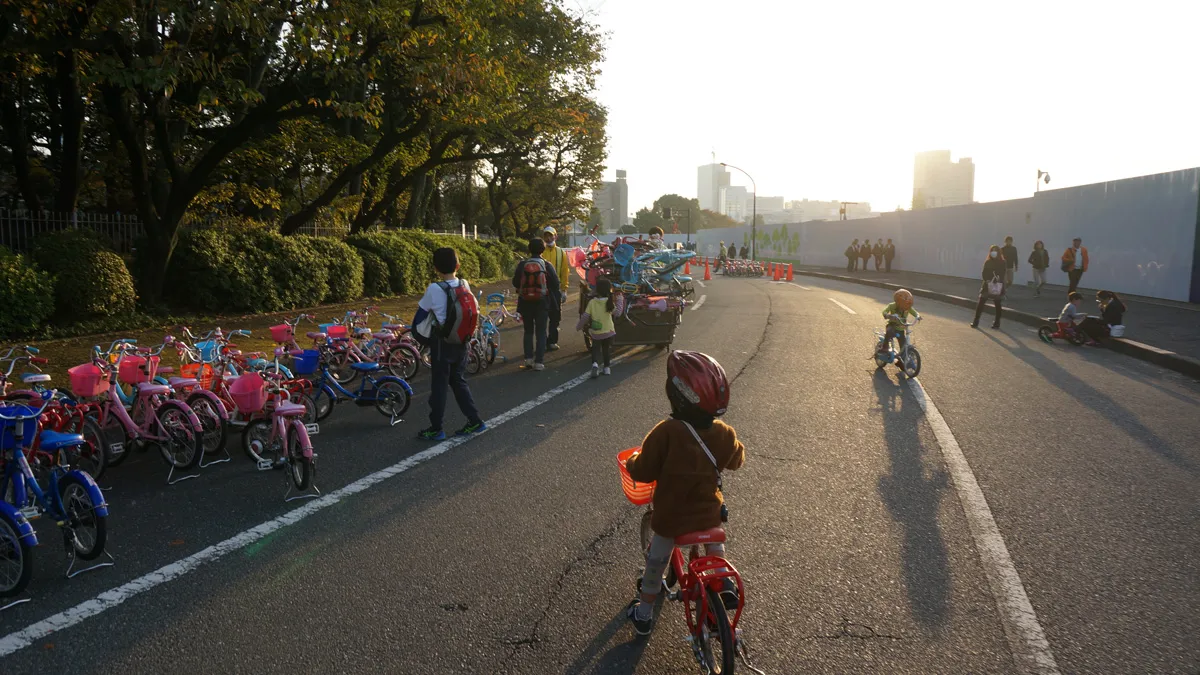 神宮版パレスサイクリングで自転車を返却