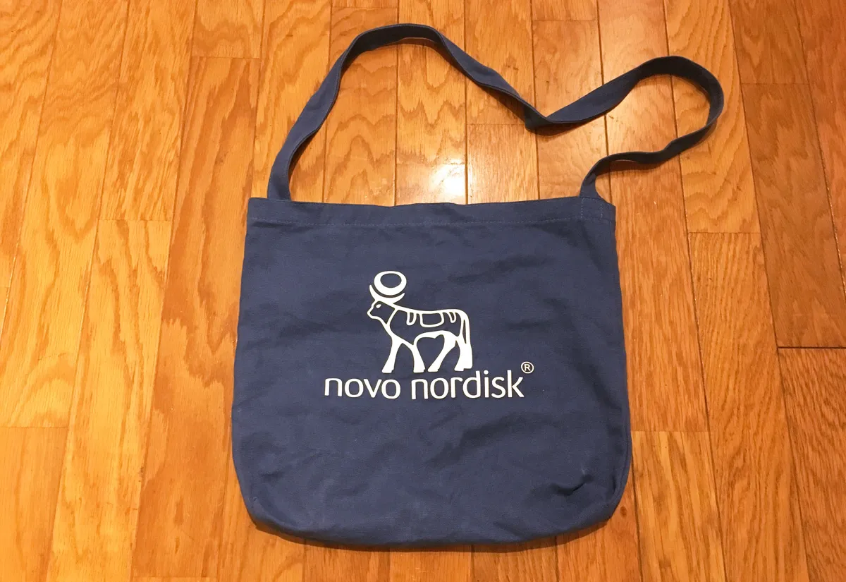 novo nordiskのサコッシュ