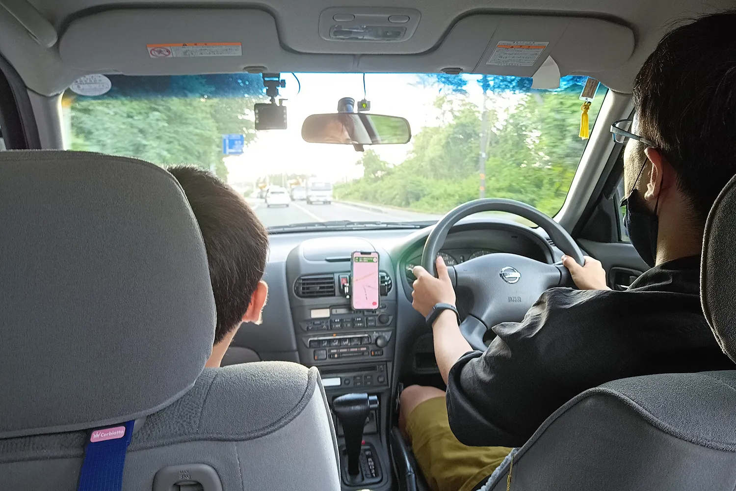 義父の車を借りて運転する