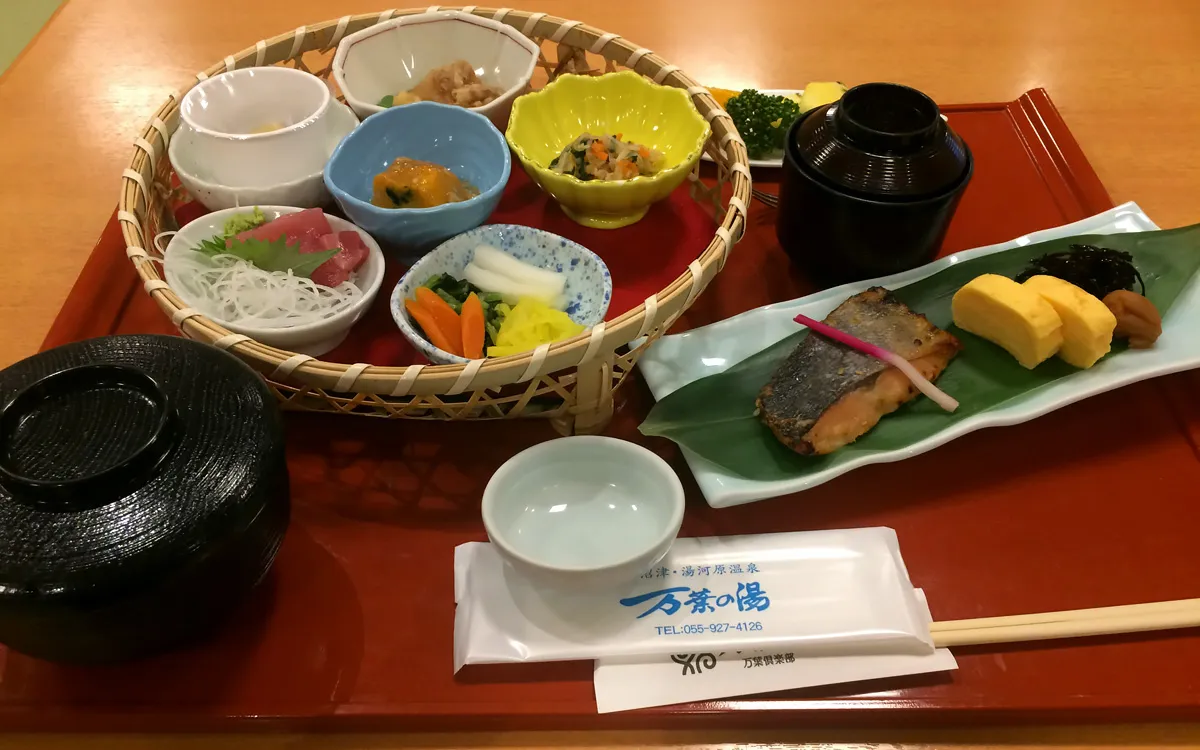 万葉の湯の朝食