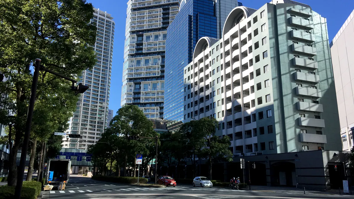 みなとみらい大通り