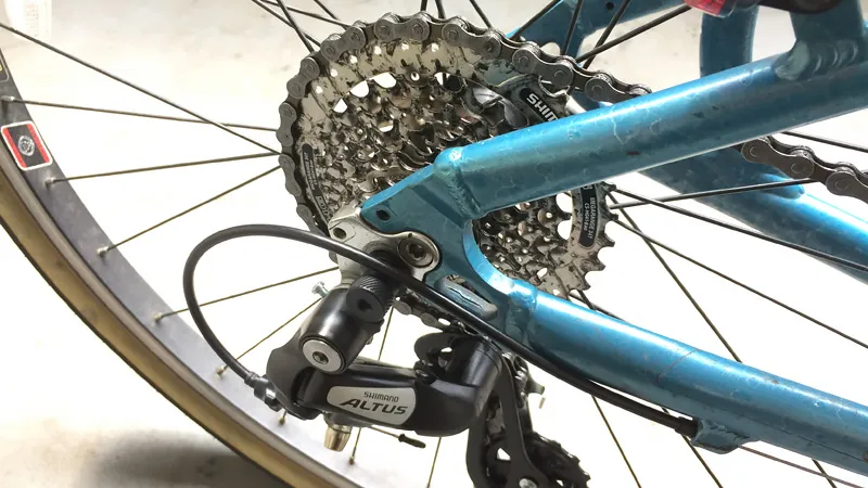 SHIMANO AltusとCS-HG41