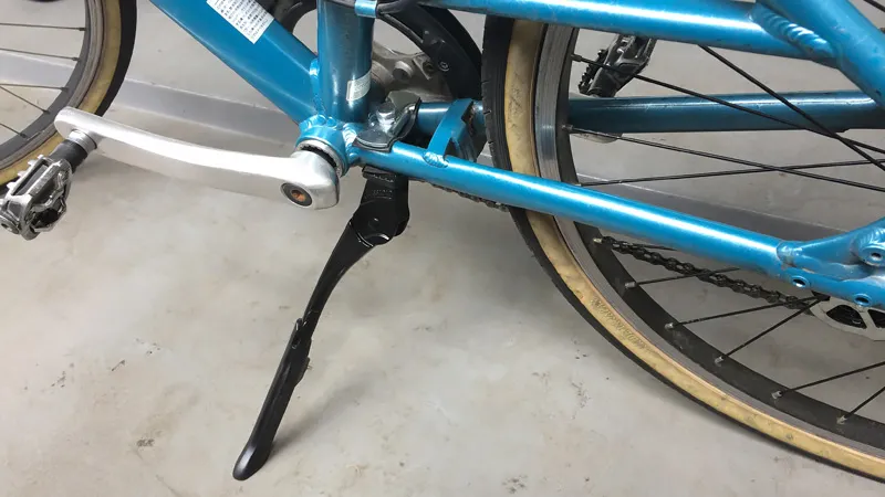 センタースタンド