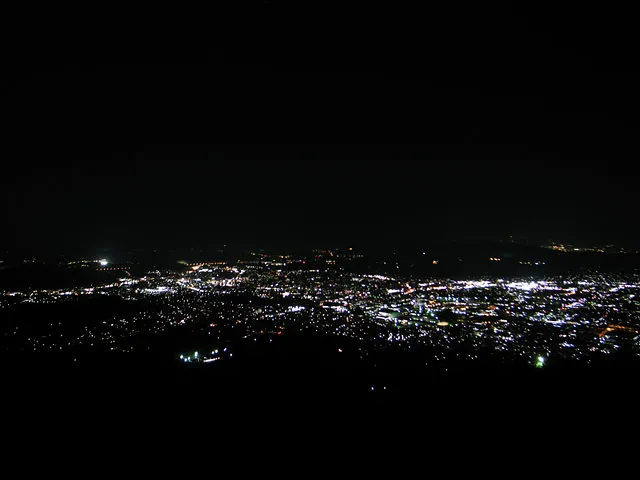 ヤビツ峠 菜の花台 ヤビツ峠 菜の花台